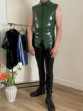 Sleeveless top with collar
